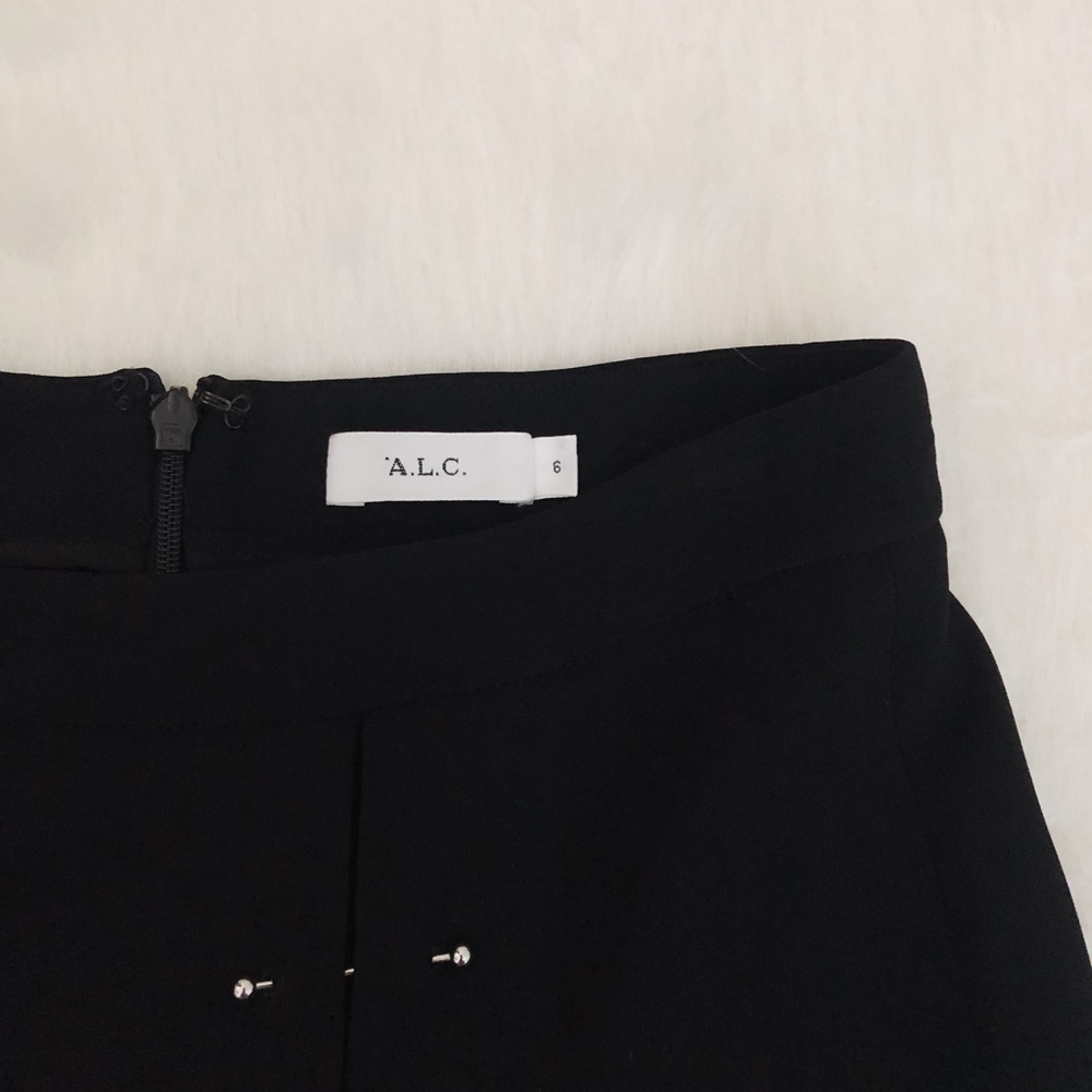 ALC Black Dean Skirt w/ Gunmetal Barbell Closure - Picture 6 of 8